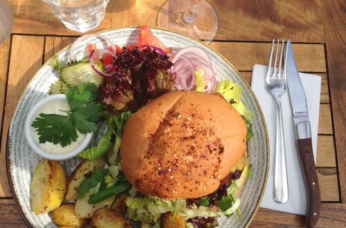 Smag på sommeren: Sæsonens bedste råvarer og opskrifter
