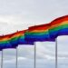 Fra symbol til statement: Historien bag pride armbånd